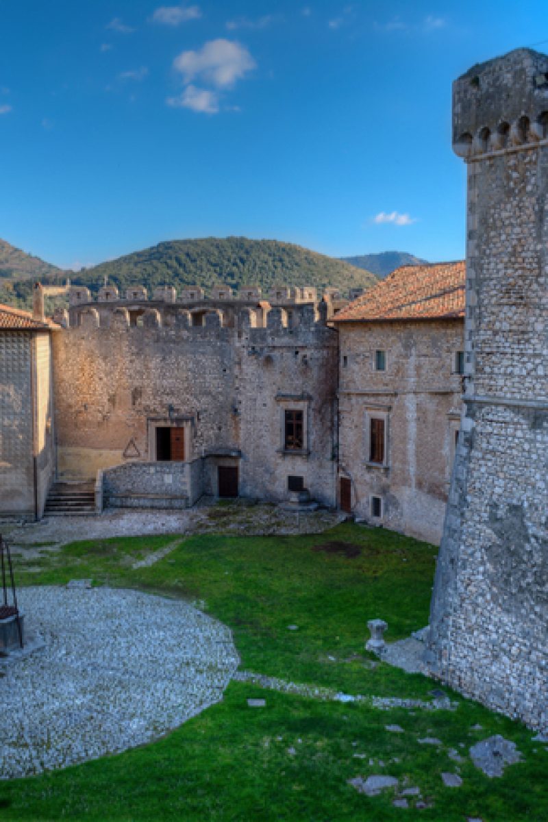 castello-caetani